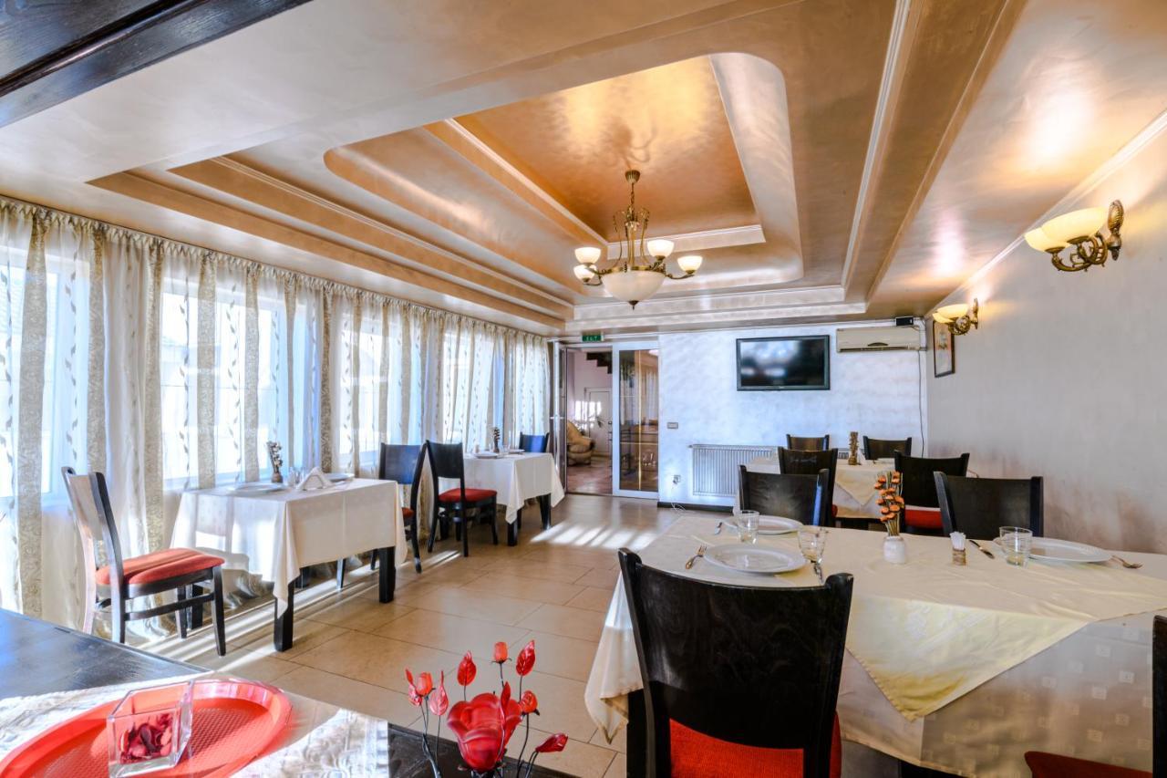 Vila Palace Caransebeş Dış mekan fotoğraf